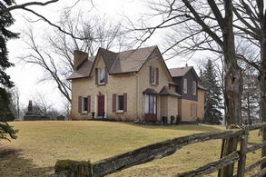  - Country homes for sale and luxury real estate including horse farms and property in the Caledon and King City areas near Toronto